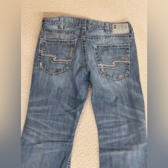 Men’s Silver Jeans Co Zac Relaxed Straight Leg Jeans - Picture 8 of 10